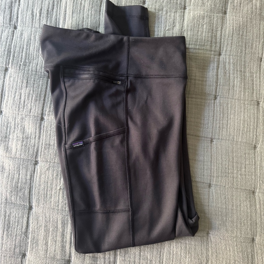 Patagonia Black Pack It Out Leggings with Pockets - women’s M